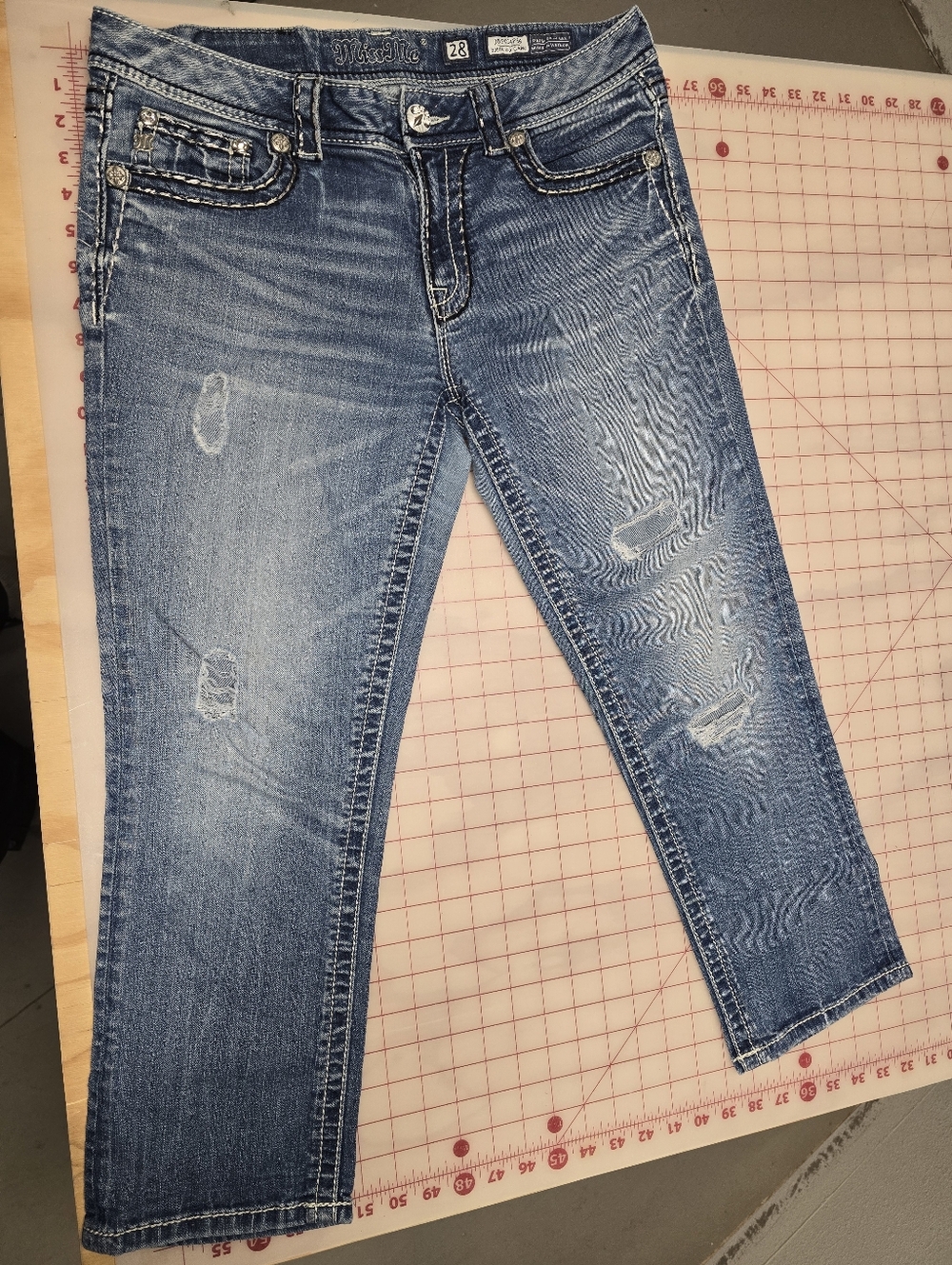 Miss Me Blue Distressed SIZE 28 Boyfriend Capri